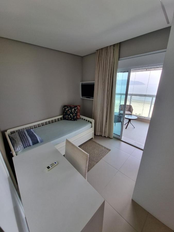 Apto Top Com Vista Pro Mar Em Condominio Completo Em Frente A Praia! Santos  Luaran gambar